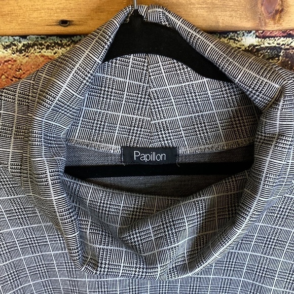 Papillon Grey Pull Over Collared Dress with Pockets Size L - Picture 13 of 17